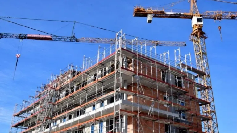 apartment contruction