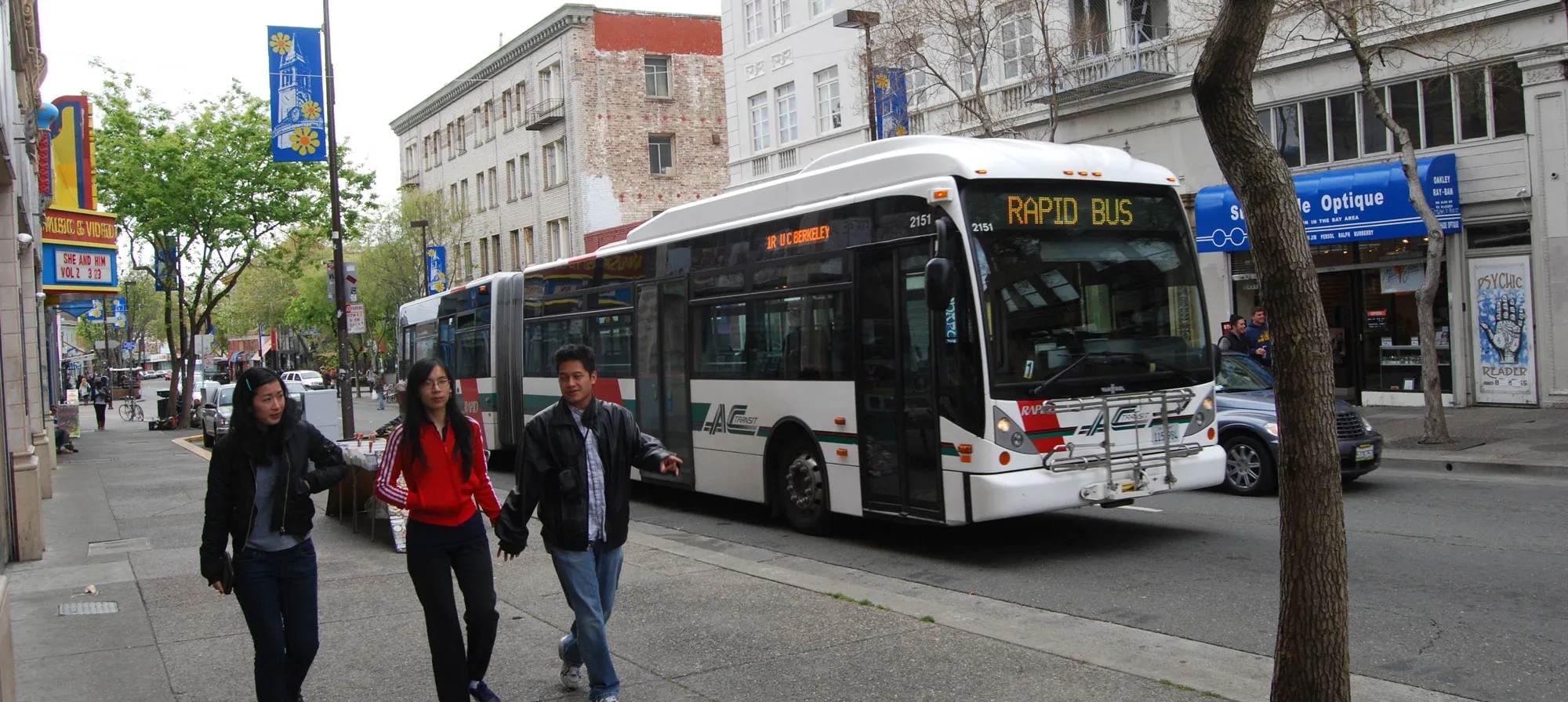 An AC Transit bus on Telegraph Avenue