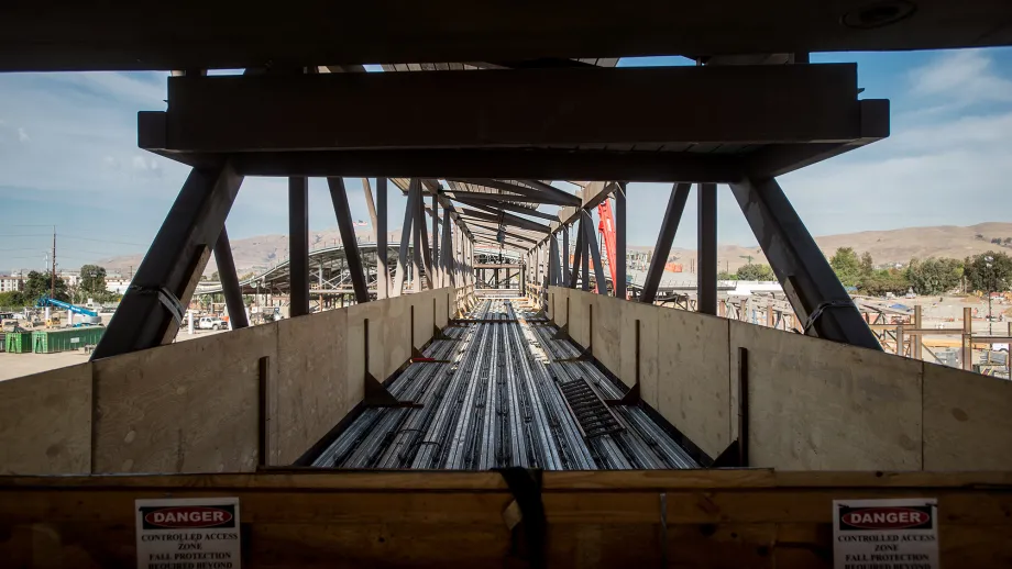 This pedestrian overpass will connect Montague Station (light rail) with Milpitas BART Station.