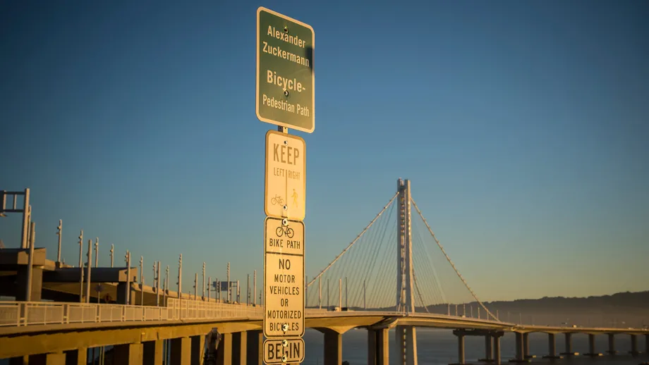 Sign showing that the path has been named in honor of bike activist Alexander Zuckermann.