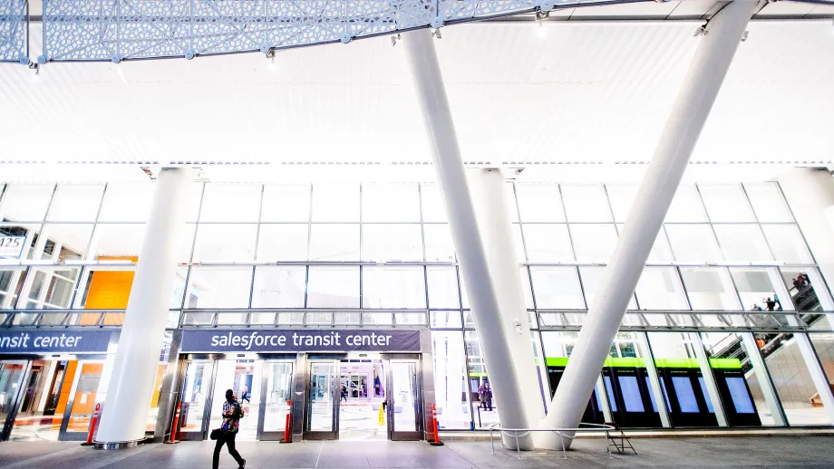 Salesforce Transit Center: Opening Day of AC Transit Service