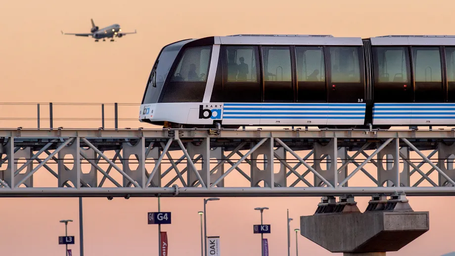 Oakland Airport Connector opens for business