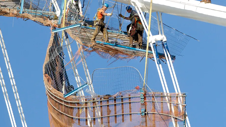 East Span catwalk removal