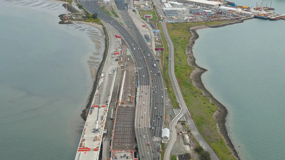 Final Deck Section of New Bay Bridge Placed