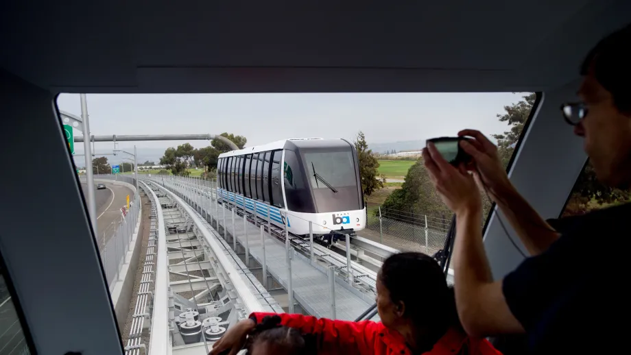 BART to OAK System Goes Live