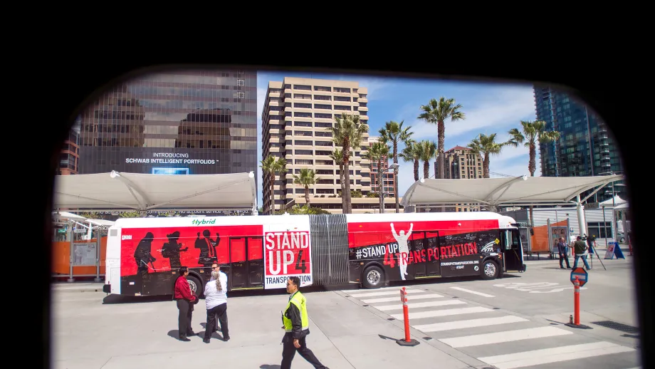 The wrapped VTA bus at the SU4T event
