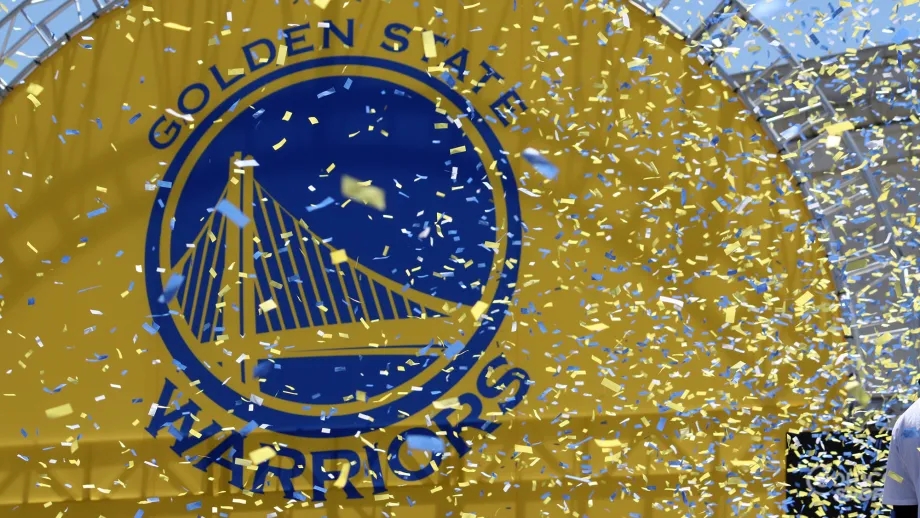 The Warriors’ logo pays tribute to their hometown bridge.